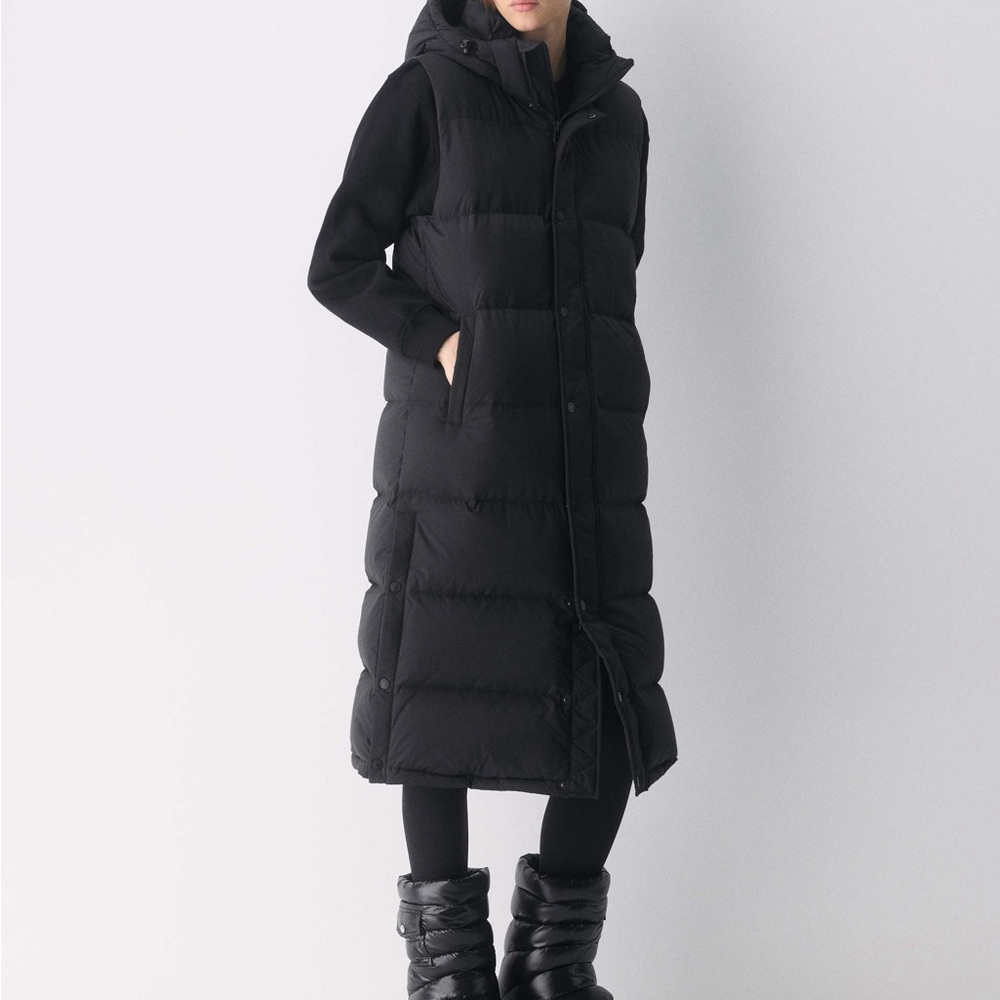 Aritzia Long Black Puffer Vest with Hood
